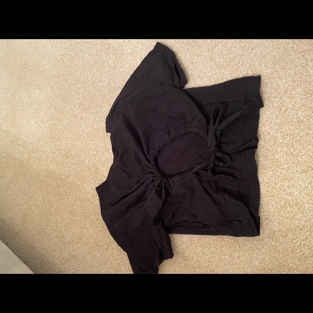 Black crop top